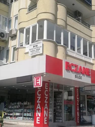 'özel' Laborada Diş Protez Laboratuarı kapak