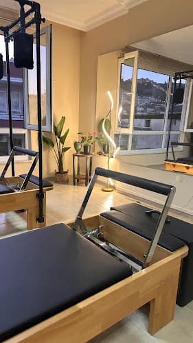 Fzt. Elif Aktaş kapak