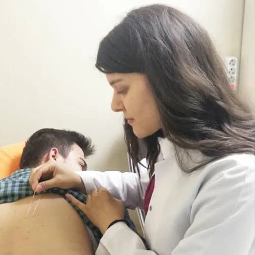 Uzman Fizyoterapist Şeyma Karataş kapak