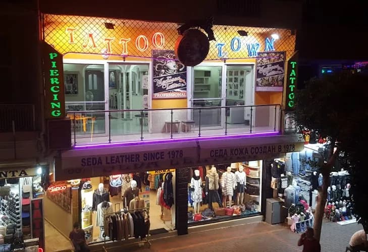 Medussa Tattoo And Pıercıng Studıo Alanya kapak