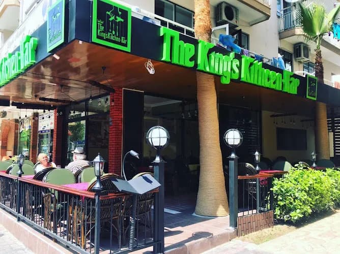 The King's Kitchen & Bar kapak