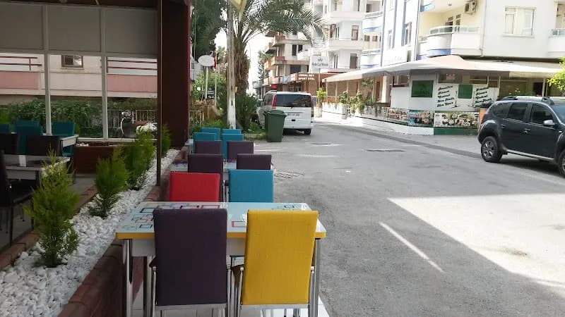 Ayyıldız Otel kapak