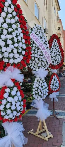 Eroğlu Çiçek Dünyası Ve Çelenk kapak