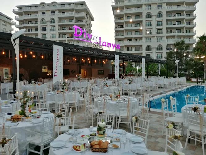 Divalanya Recreation Center kapak