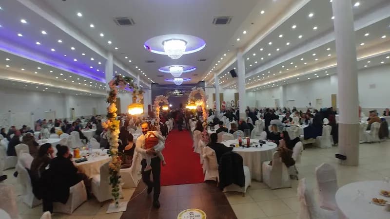 Cikcilli Wedding Palace kapak