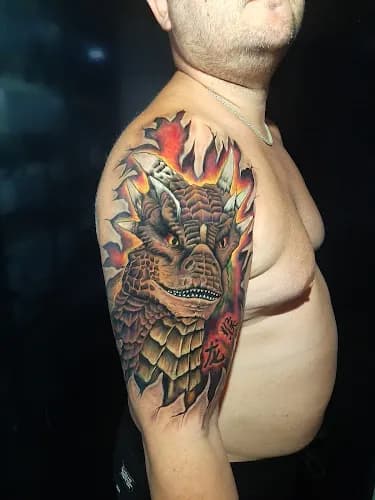 Tattoo Piercing Studio, Art Galeri ( Artist - Remi Sins ) kapak