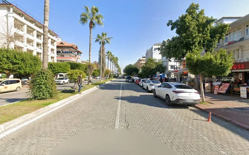 Tınaz Tour Turizm Seyahay Acentesi kapak