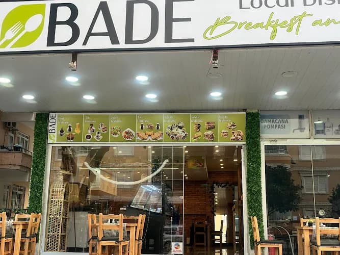 Bade Local Dishes Breakfast And Cake kapak