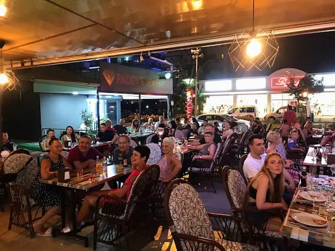 F•r•ı•e•n•d•s Restaurant Mahmutlar kapak