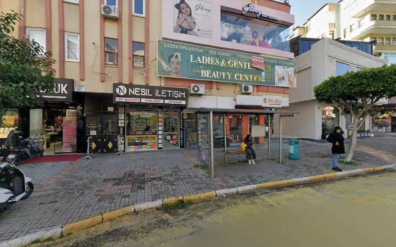 Glowy Kids Fashion kapak