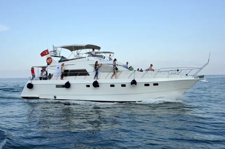 Liberal Tours Travel Agency Rent A Car Alanya kapak