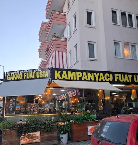 Gakko Fuat Usta kapak